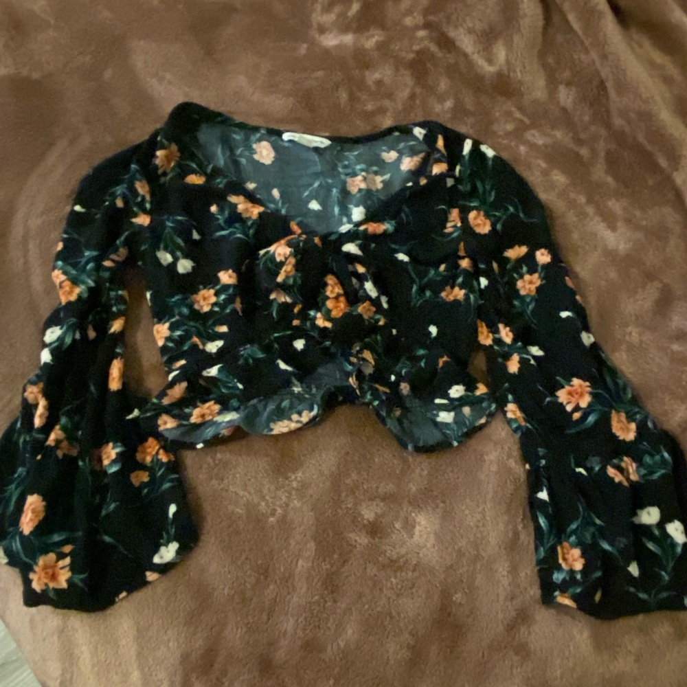 American eagle long sleeve crop top size medium